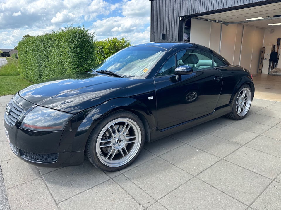 Audi TT 1,8 T 180 Coupé 2d