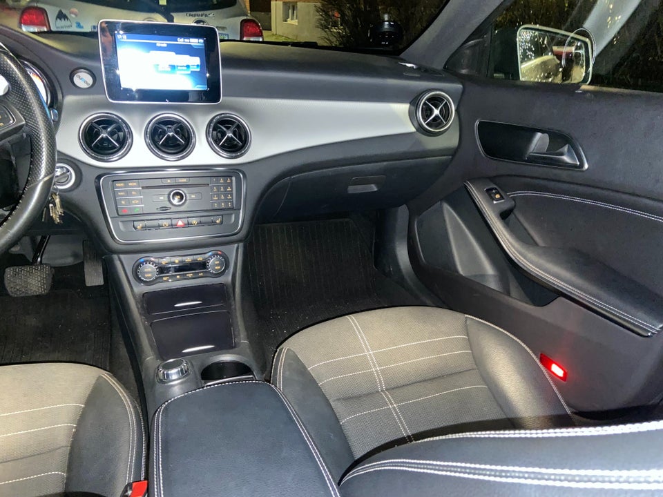 Mercedes CLA200 1,6 Urban Coupé aut. 4d