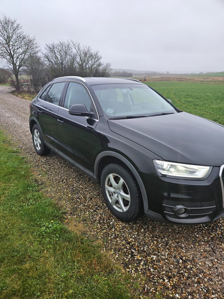 Audi Q3 2,0 TDi 140 Van 5d