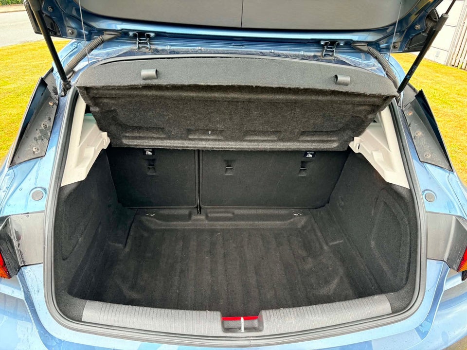 Opel Astra 1,6 CDTi 110 Edition 5d
