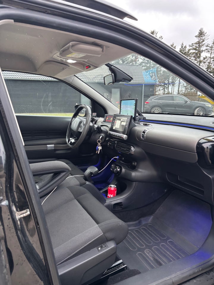 Citroën C4 Cactus 1,6 BlueHDi 100 Feel Complet 5d