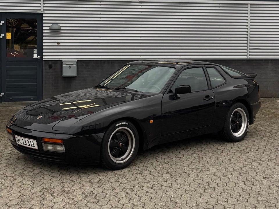 Porsche 944 2,5  3d