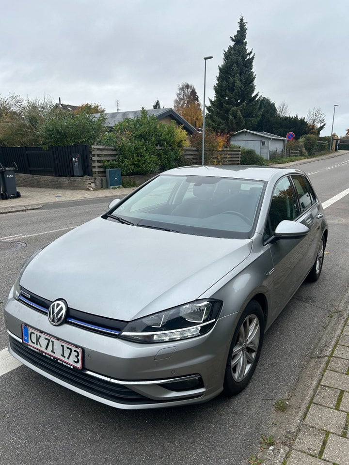 VW Golf VII 1,5 TSi 130 Comfortline Variant 5d