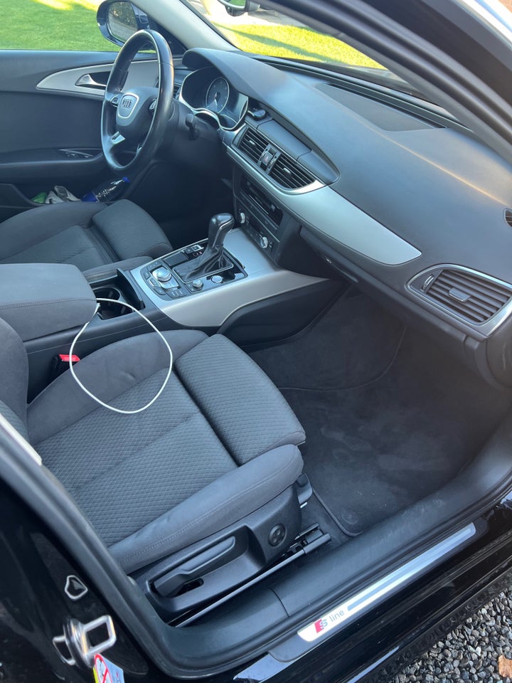 Audi A6 3,0 TDi 218 S-line Avant S-tr. 5d