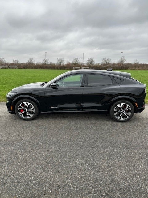 Ford Mustang Mach-E 98 Extended Range AWD 5d