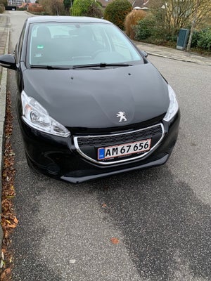 Peugeot 208 1,2 VTi Allure 5d