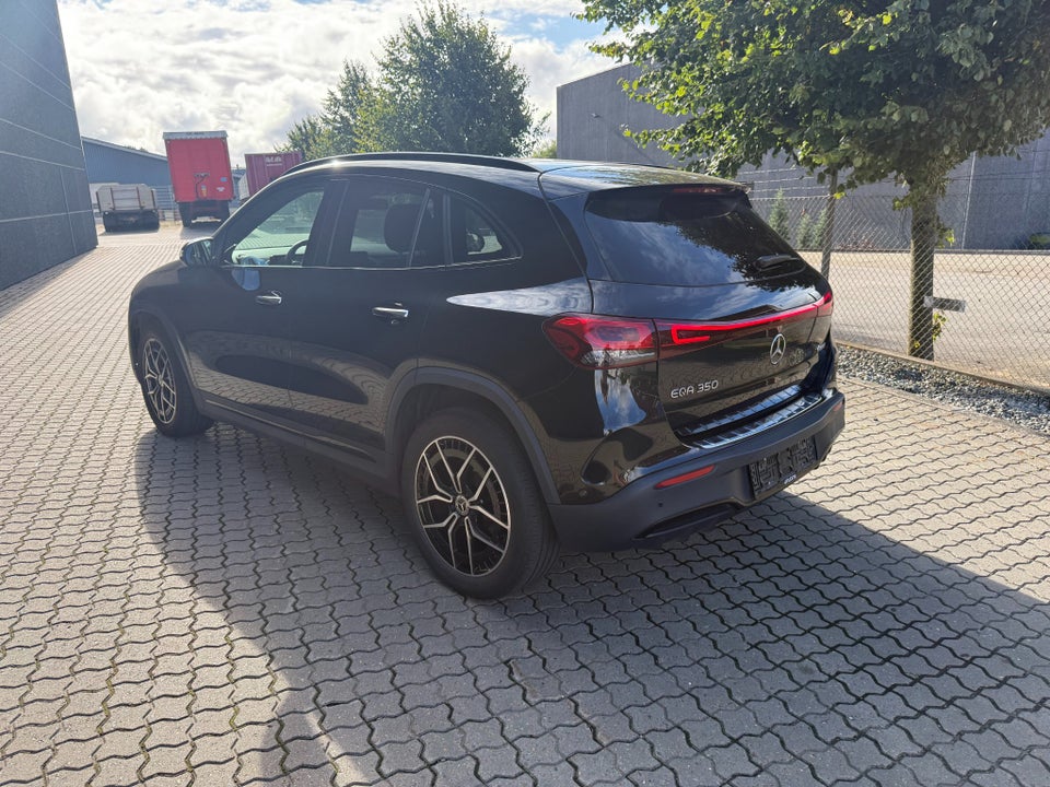 Mercedes EQA350 4Matic 5d