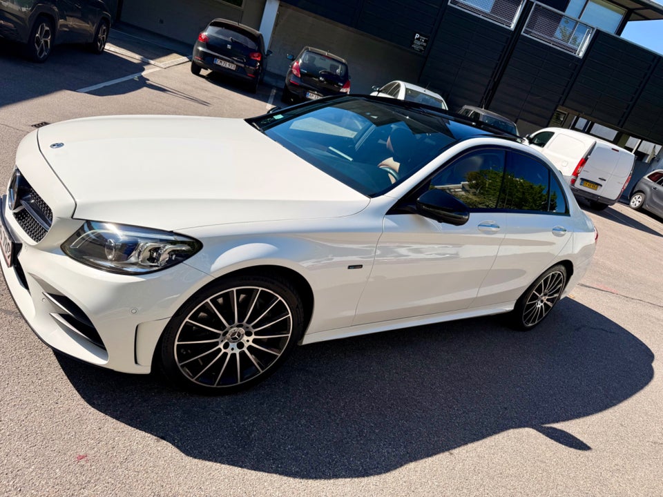 Mercedes C300 de 2,0 AMG Line aut. 4d