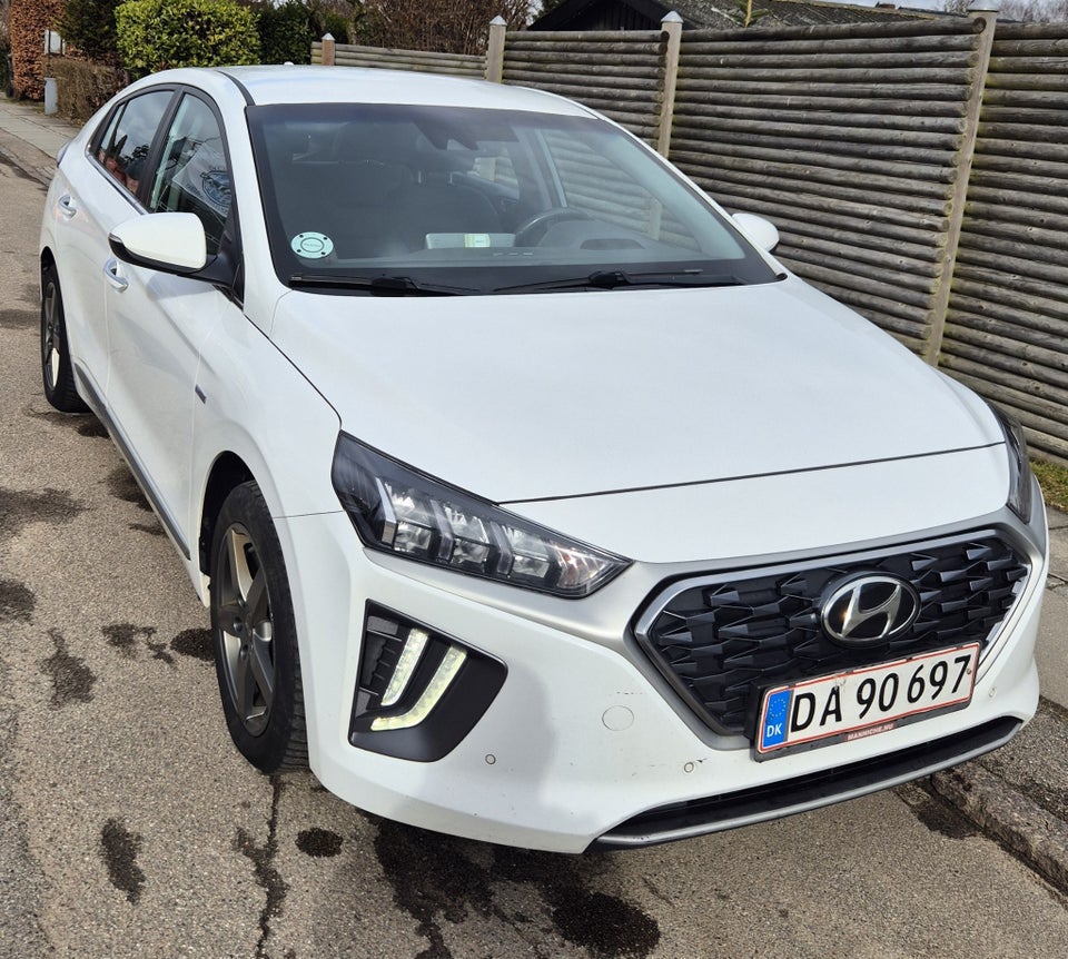 Hyundai Ioniq 1,6 PHEV Premium DCT 5d