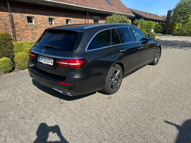 Mercedes E300 e 2,0 AMG Line stc. aut. 5d