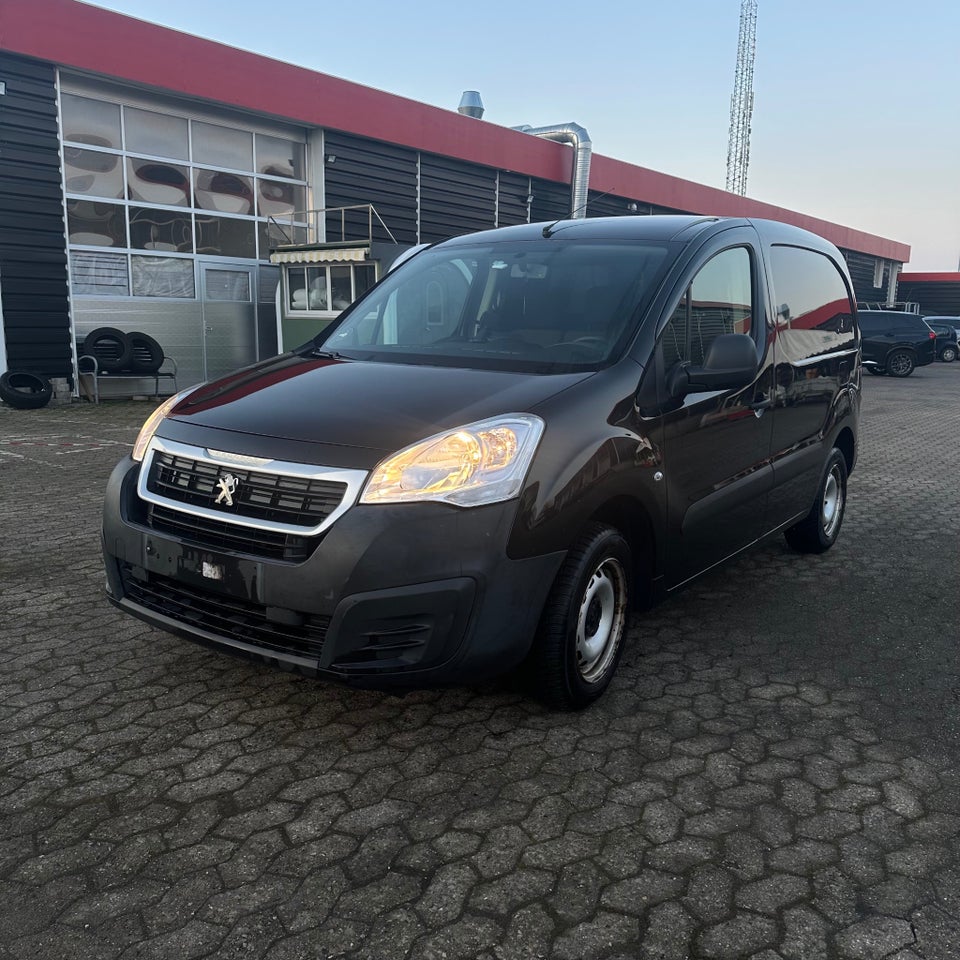 Peugeot Partner 1,6 BlueHDi 100 L1 ESG Flex Van 5d