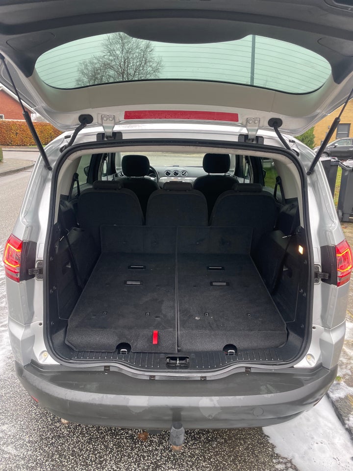 Ford S-MAX 2,0 TDCi 140 Titanium 7prs 5d