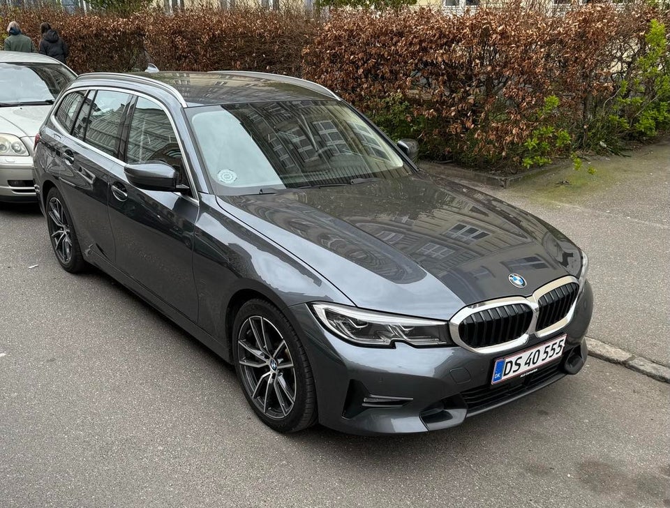 BMW 330i 2,0 Touring Sport Line aut. 5d