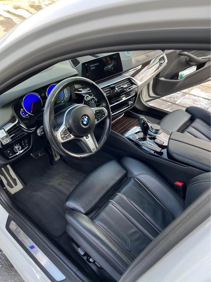 BMW 530d 3,0 Touring M-Sport xDrive aut. 5d