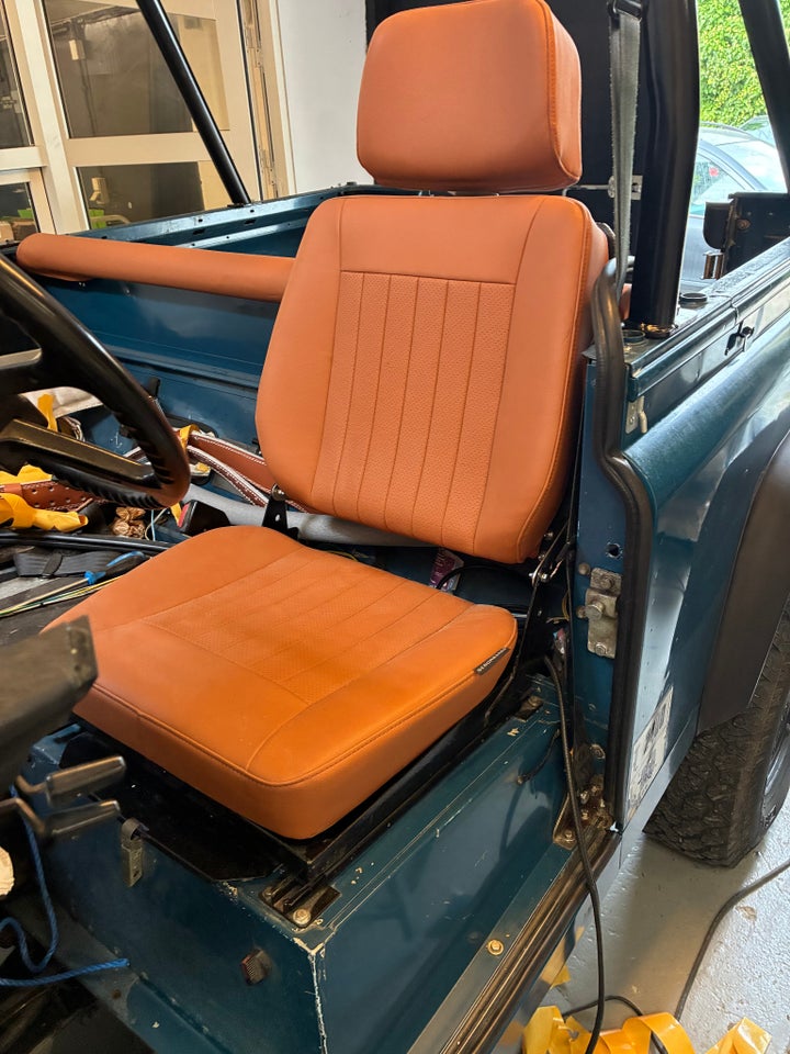 Land Rover Defender 90 3,5 V8 aut. 3d