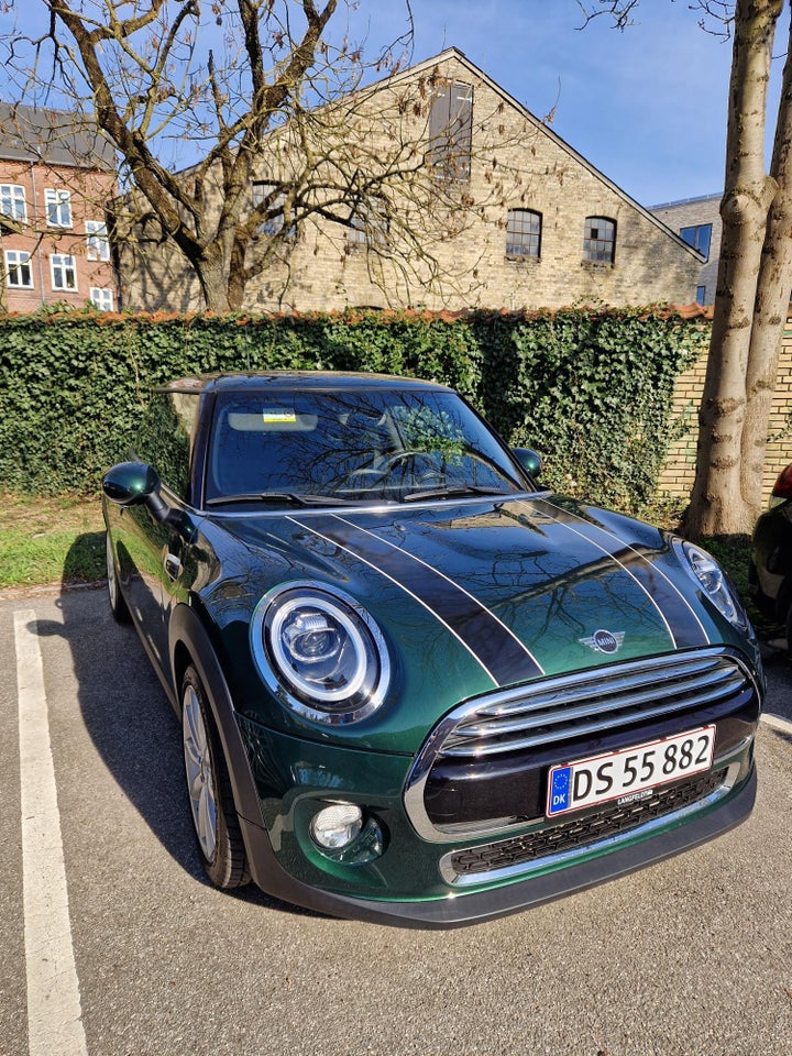 MINI Cooper 1,5 Connected Edition 3d