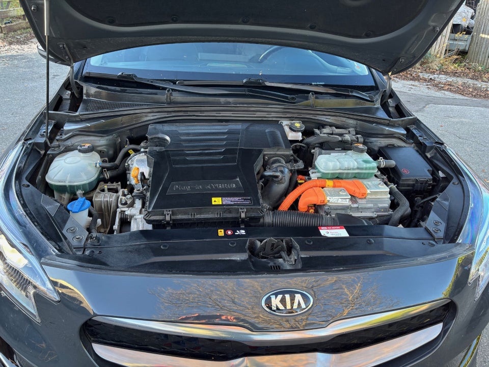 Kia XCeed 1,6 PHEV Prestige DCT 5d