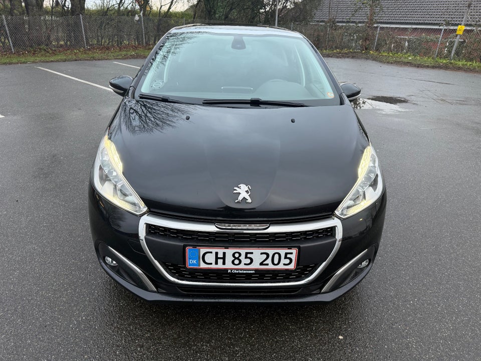 Peugeot 208 1,5 BlueHDi 100 Like Sky 5d