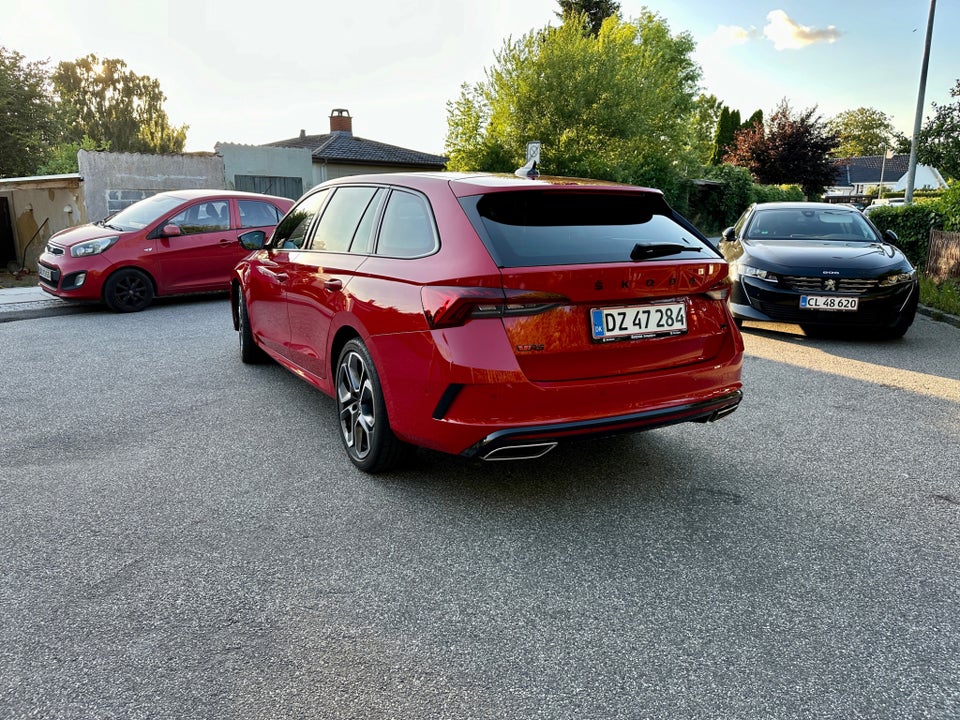 Skoda Octavia 1,4 TSi iV RS Combi DSG 5d