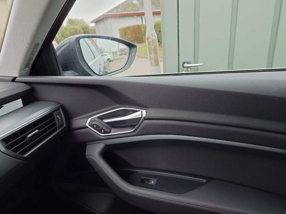Audi e-tron 50 S-line quattro 5d