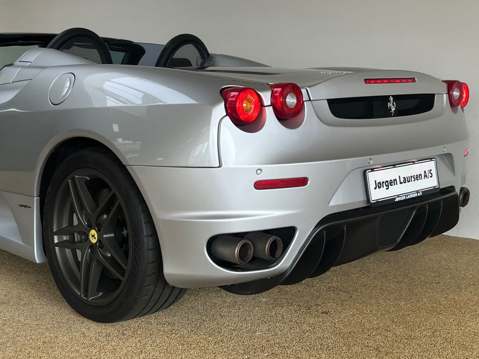 Ferrari F430 4,3 Spider F1 2d