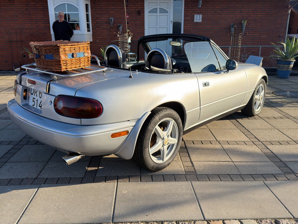 Mazda MX-5 1,6  2d