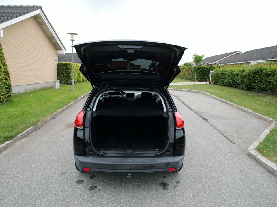Peugeot 2008 1,2 VTi 82 Active 5d