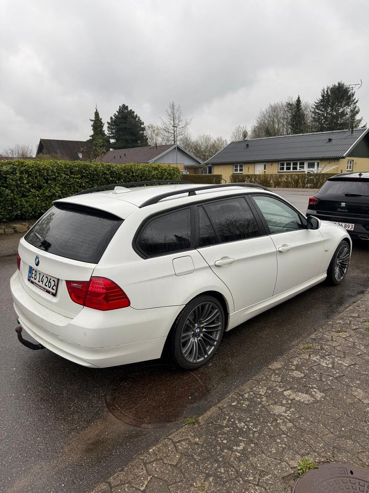 BMW 320d 2,0 Touring 5d