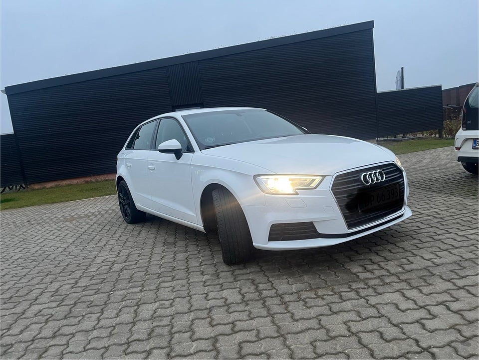 Audi A3 1,0 TFSi 116 Sportback S-tr. 5d