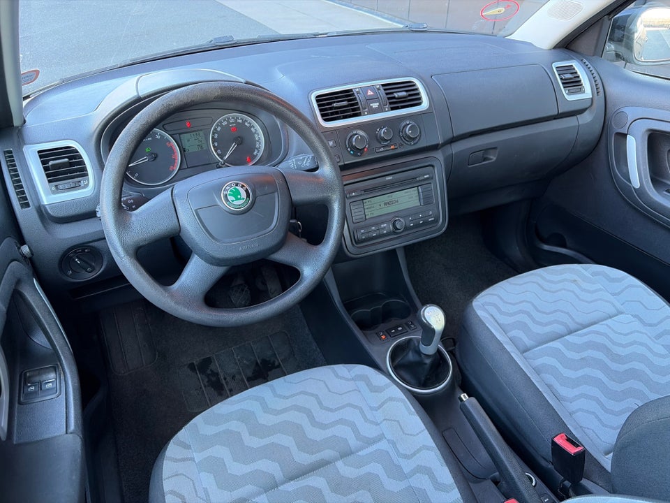 Skoda Fabia 1,2 12V Ambiente 5d