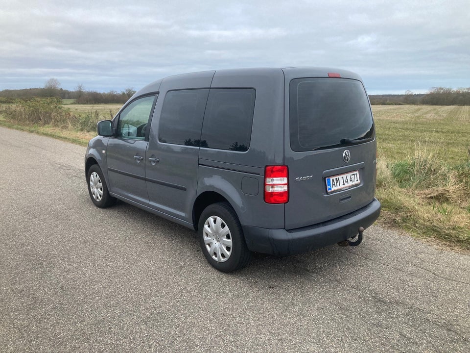 VW Caddy 1,2 TSi 85 Trendline 5d