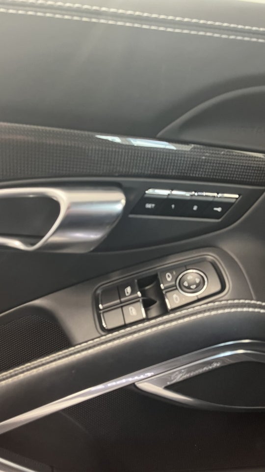 Porsche 911 Turbo S 3,8 Coupé PDK 2d