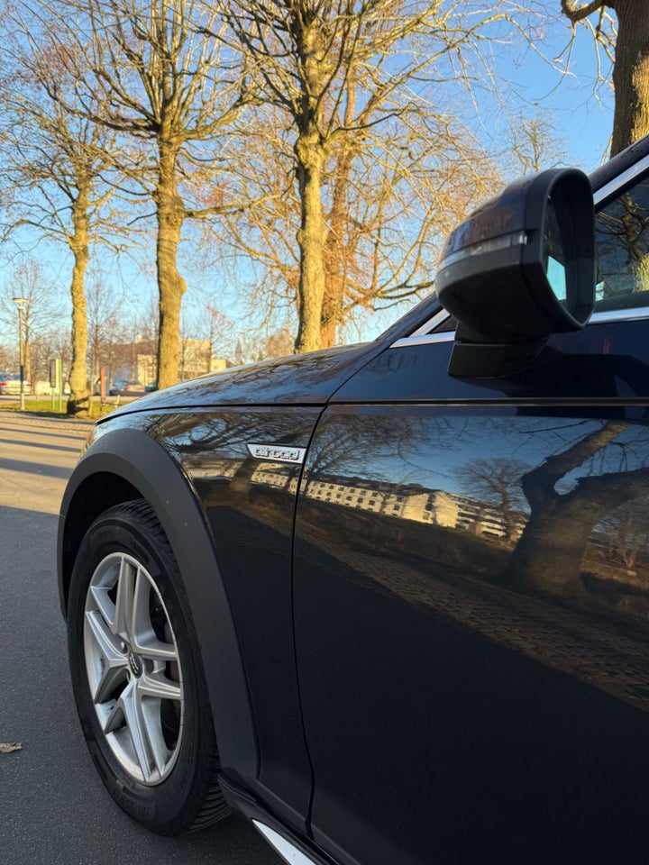 Audi A4 allroad 2,0 TFSi 252 quattro S-tr. 5d