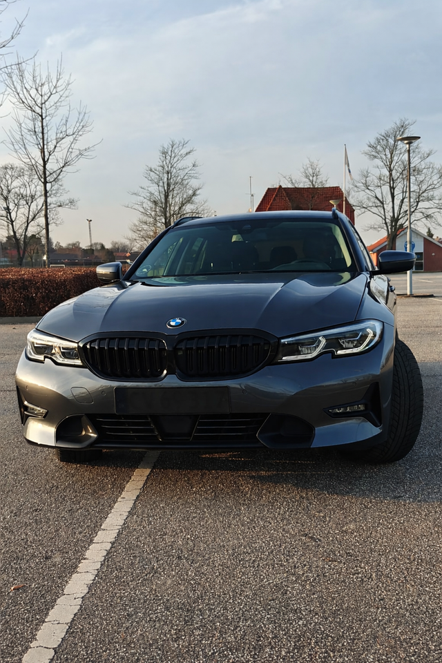 BMW 320d 2,0 Touring Sport Line aut. 5d