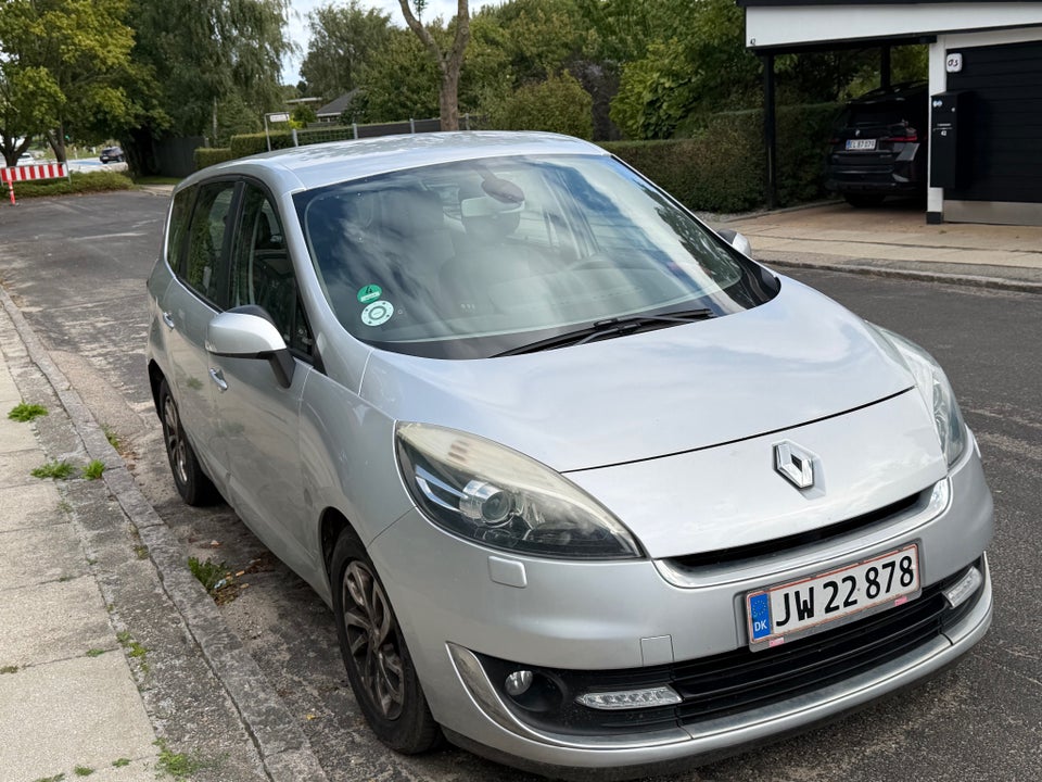 Renault Grand Scenic III 1,6 dCi 130 Dynamique 7prs 5d