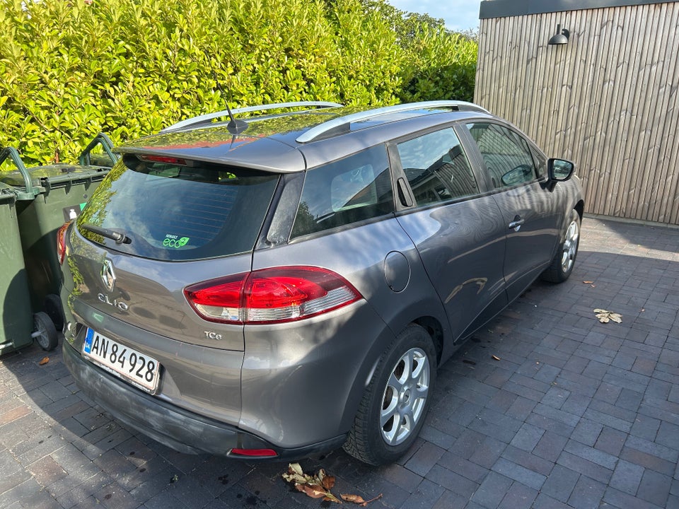 Renault Clio IV 0,9 TCe 90 Expression Sport Tourer 5d