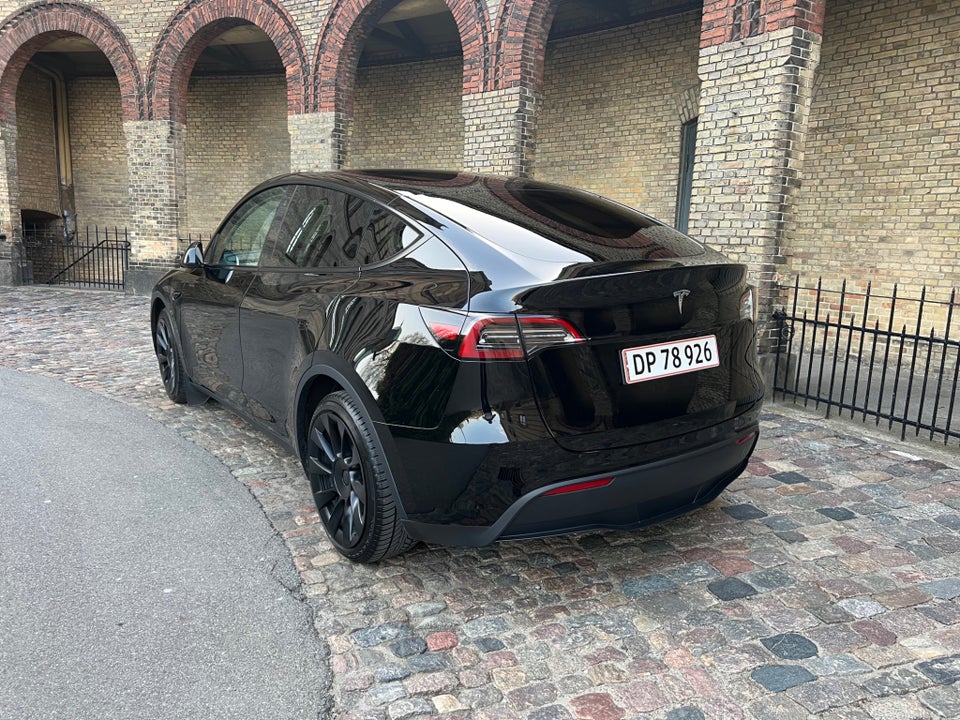 Tesla Model Y RWD 5d