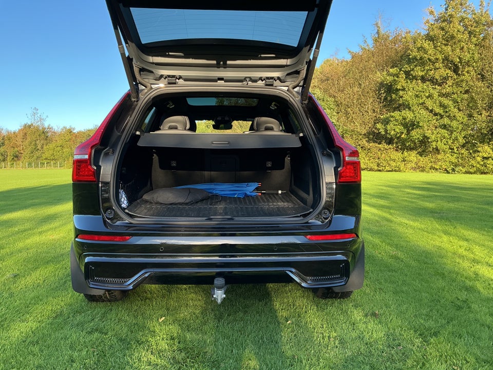 Volvo XC60 2,0 T6 ReCharge Black Edition aut. AWD 5d