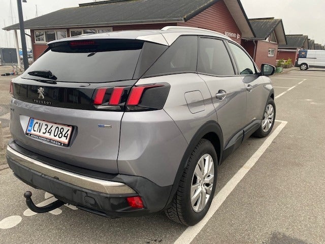 Peugeot 3008 1,2 e-THP 130 Active 5d