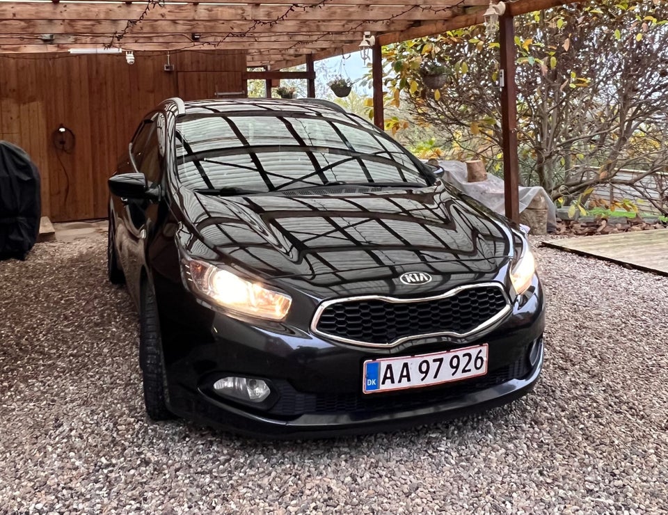 Kia Ceed 1,6 CRDi 128 Active SW 5d