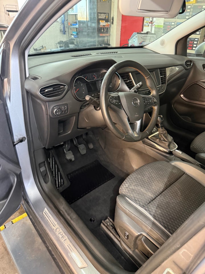 Opel Crossland X 1,2 T 110 Impress 5d