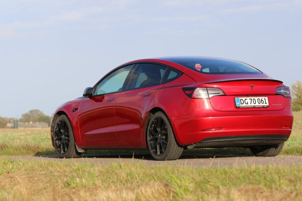 Tesla Model 3 Performance AWD 4d