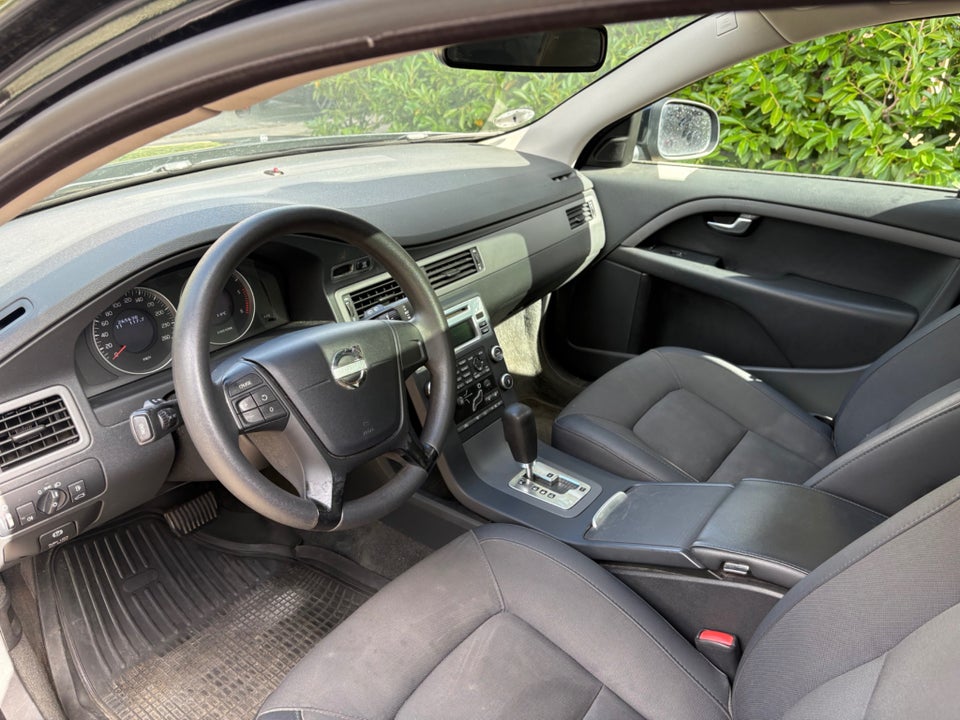Volvo V70 2,0 D3 163 aut. 5d