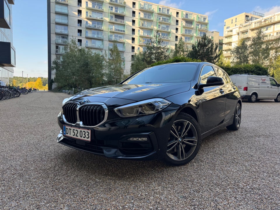 BMW 118i 1,5 Sport Line 5d