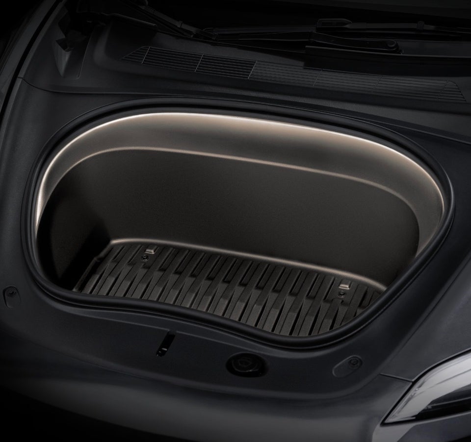 Tesla Model 3 Standard Range+ RWD 4d