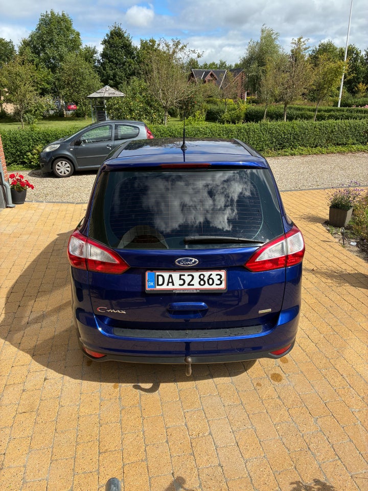 Ford Grand C-MAX 1,0 SCTi 100 Titanium 5d