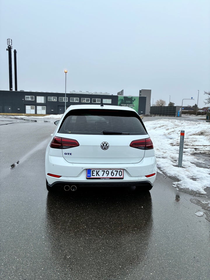 VW Golf VII 1,4 GTE DSG 5d