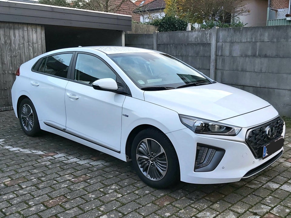 Hyundai Ioniq 1,6 PHEV Trend DCT 5d