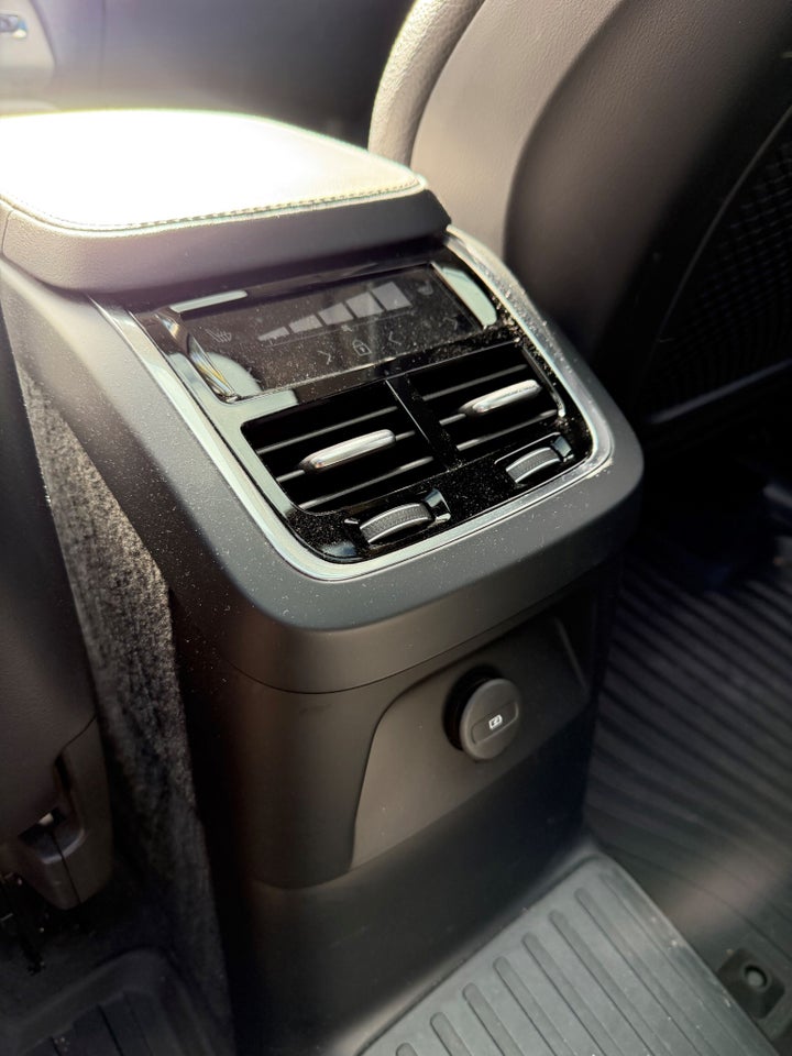 Volvo XC90 2,0 T8 ReCharge Ultimate Bright aut. AWD 7prs 5d