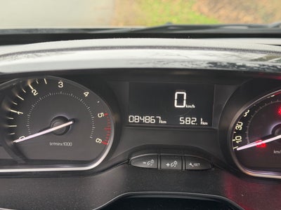 Peugeot 2008 1,6 BlueHDi 100 Active 5d